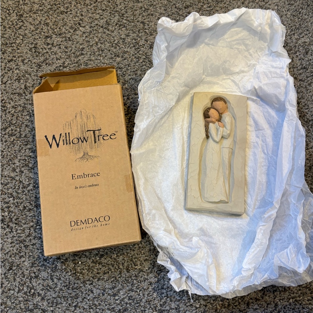 Willow Tree Embrace Wall Plaque